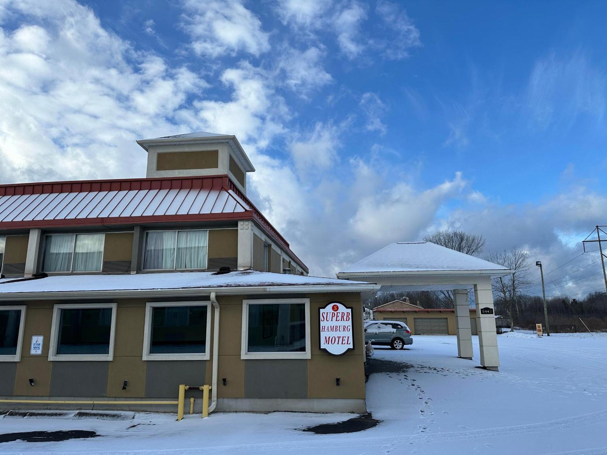 Superb Hamburg Motel Exterior photo
