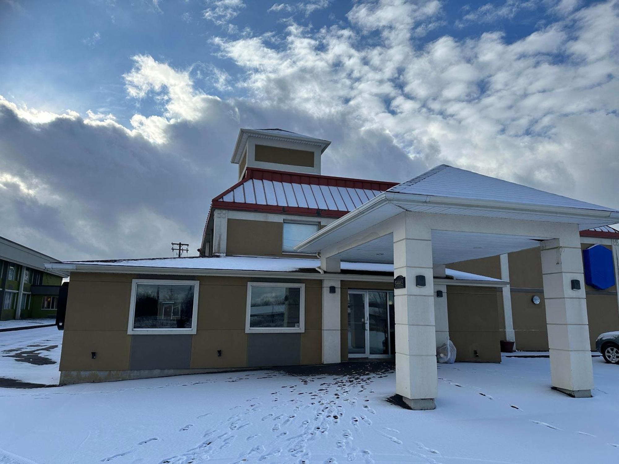 Superb Hamburg Motel Exterior photo