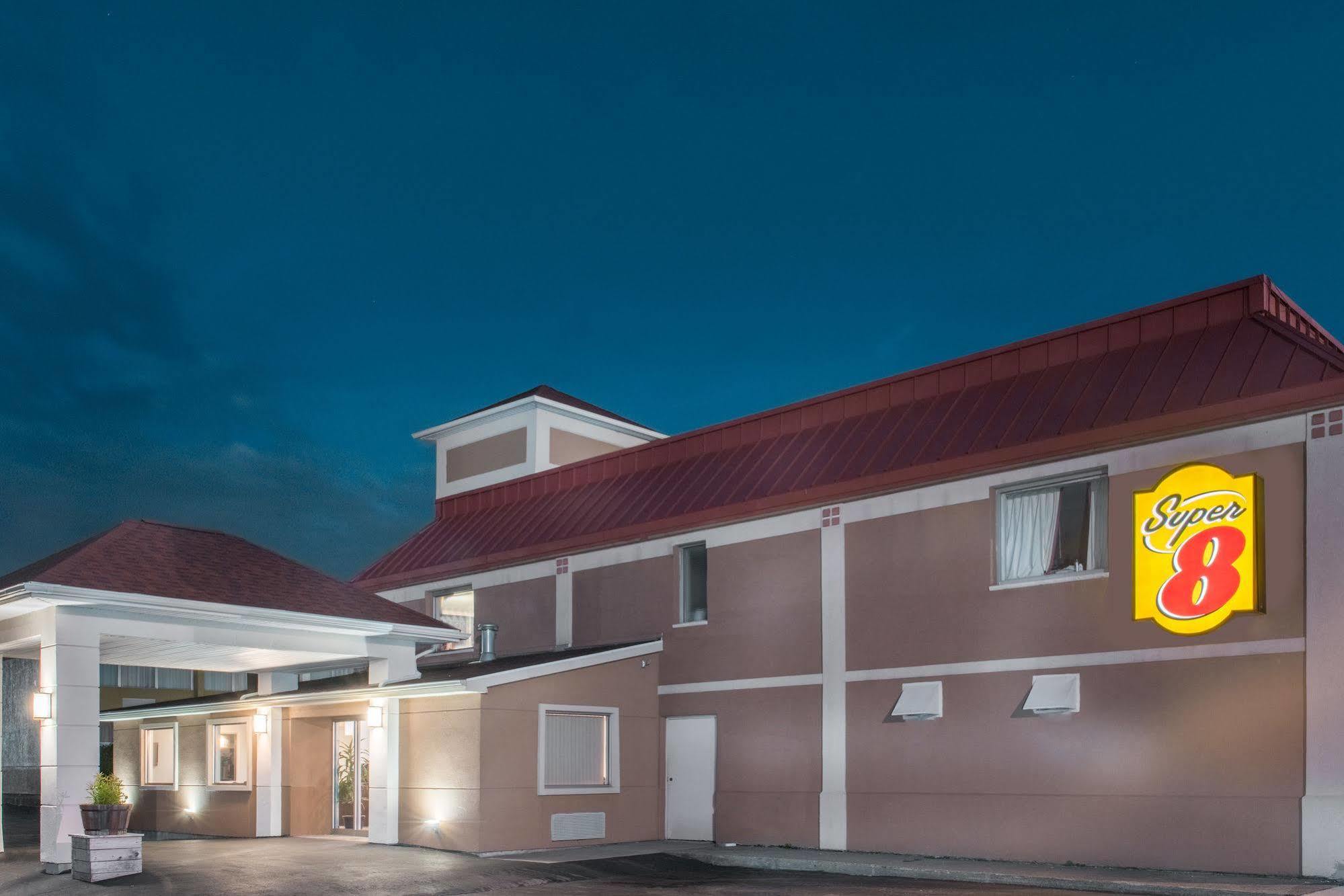 Superb Hamburg Motel Exterior photo